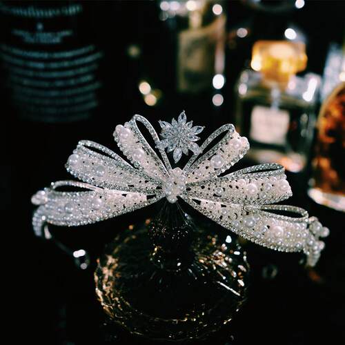 高端大气复古公主珍珠皇冠头饰