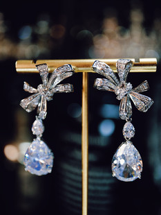 小众设计轻奢高级感蝴蝶结耳坠名媛耳环方圆脸显瘦新娘耳饰长款女