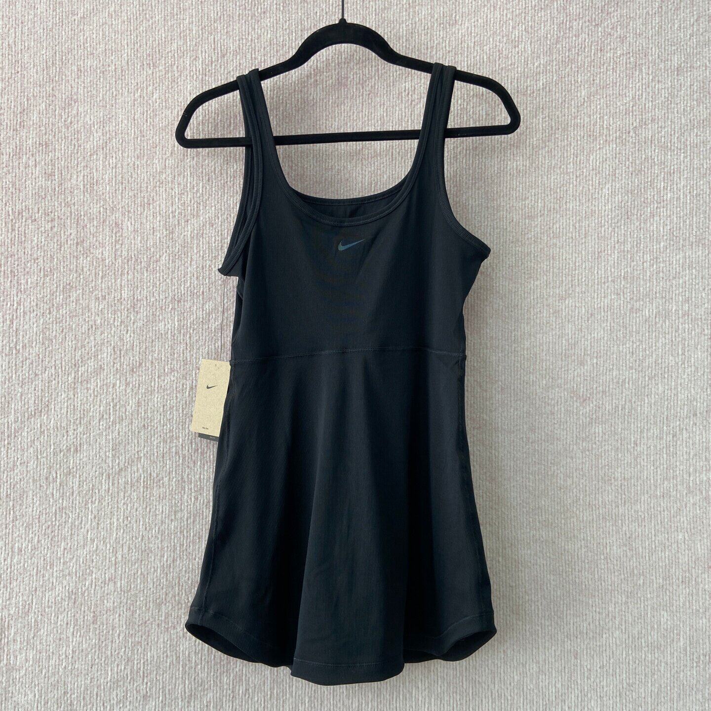 专柜正品/耐克 DRI-FIT 女子舒适面料底裤一体运动休闲吊带裙