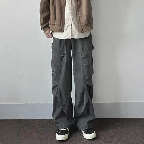 WHICHONE褶皱多口袋伞兵裤