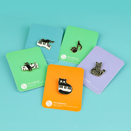 合金我钢琴猫米徽章可爱百搭