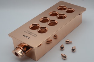 CM Distridutor AC-8 HI-END 发烧级纯紫铜整体挖空 排插座