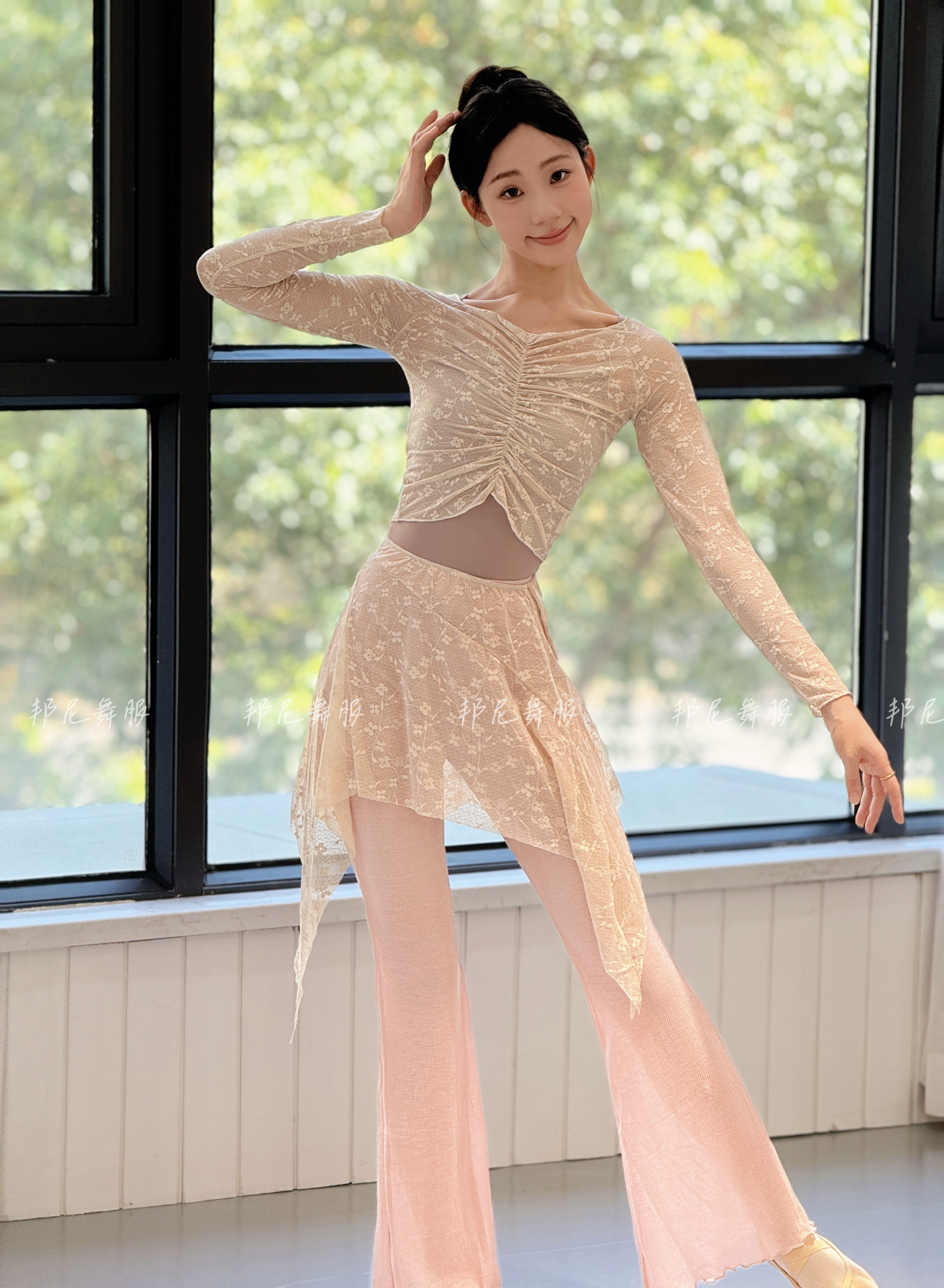 芭蕾舞裙成人舞蹈半身裙蕾丝不规则短裙女集训形体练功服屁帘裙子图片
