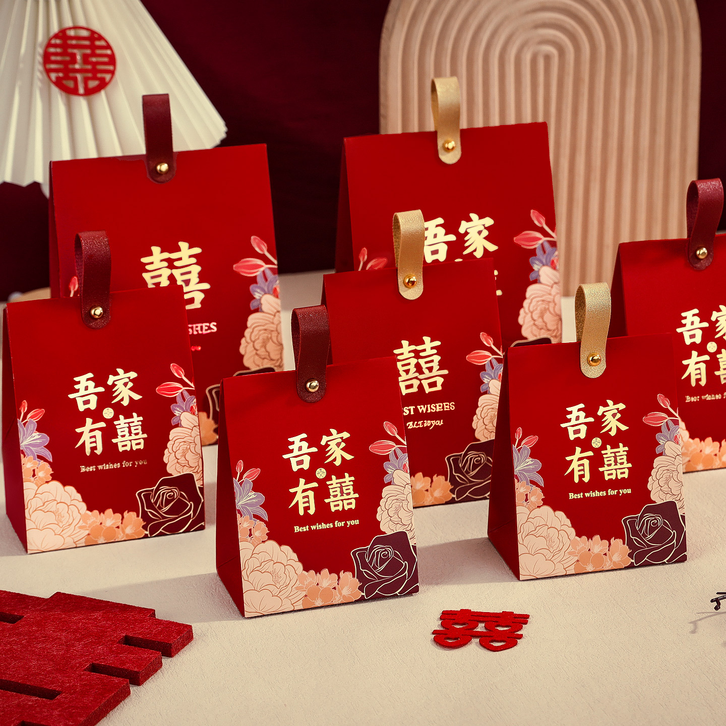 结婚喜糖盒子2025新款婚礼手提糖果礼盒空盒高级感订婚伴手礼品袋