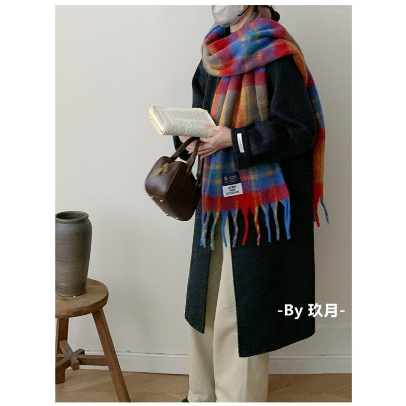 网红款小红书同款显白蓝红拼色格子软糯保暖长条流苏大围巾披肩