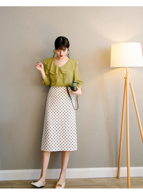 娃娃领很仙的绿色上衣 小众V领心机衬衫设计感超仙女2019夏季新T