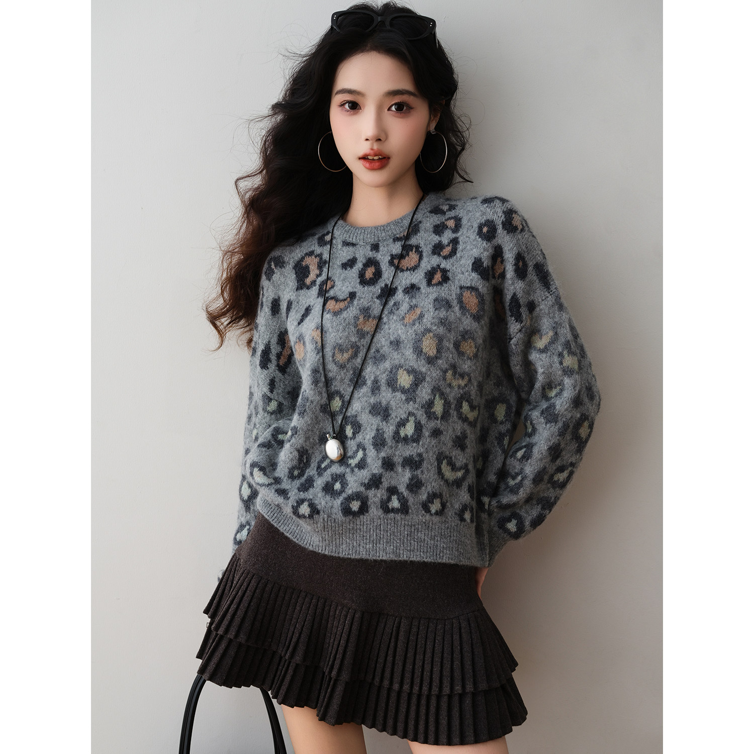 韩系豹纹圆领针织衫毛衣2025冬季