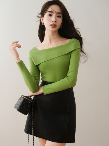 设计感套头一字领修身显瘦针织衫