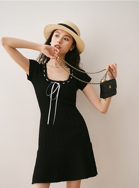 ron复古方领黑色显瘦针织连衣裙2023夏装新款法式气质设计感裙子T