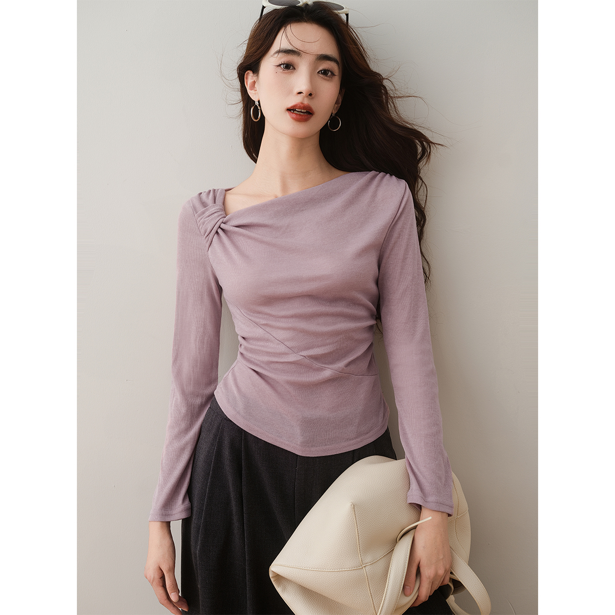 紫色设计感斜领长袖T恤简约百搭