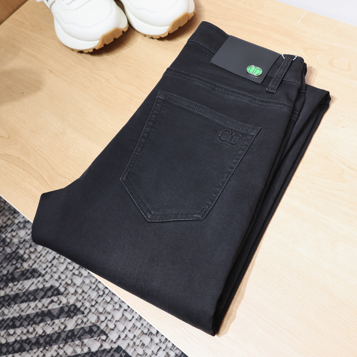 针织高弹货号8665P180男士春夏小直筒修身牛仔裤终端售价248，男装牛仔裤，钱塘6008(原3014)