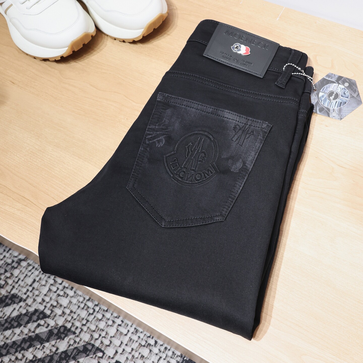 字母错误针织高弹货号8661P180春夏男修身牛仔裤终端售价248，男装牛仔裤，钱塘6008(原3014)