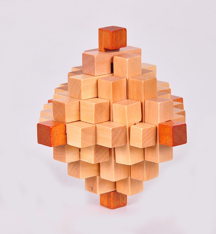 成人木制益智玩具 古典玩具 孔明锁鲁班锁 原色大菠萝