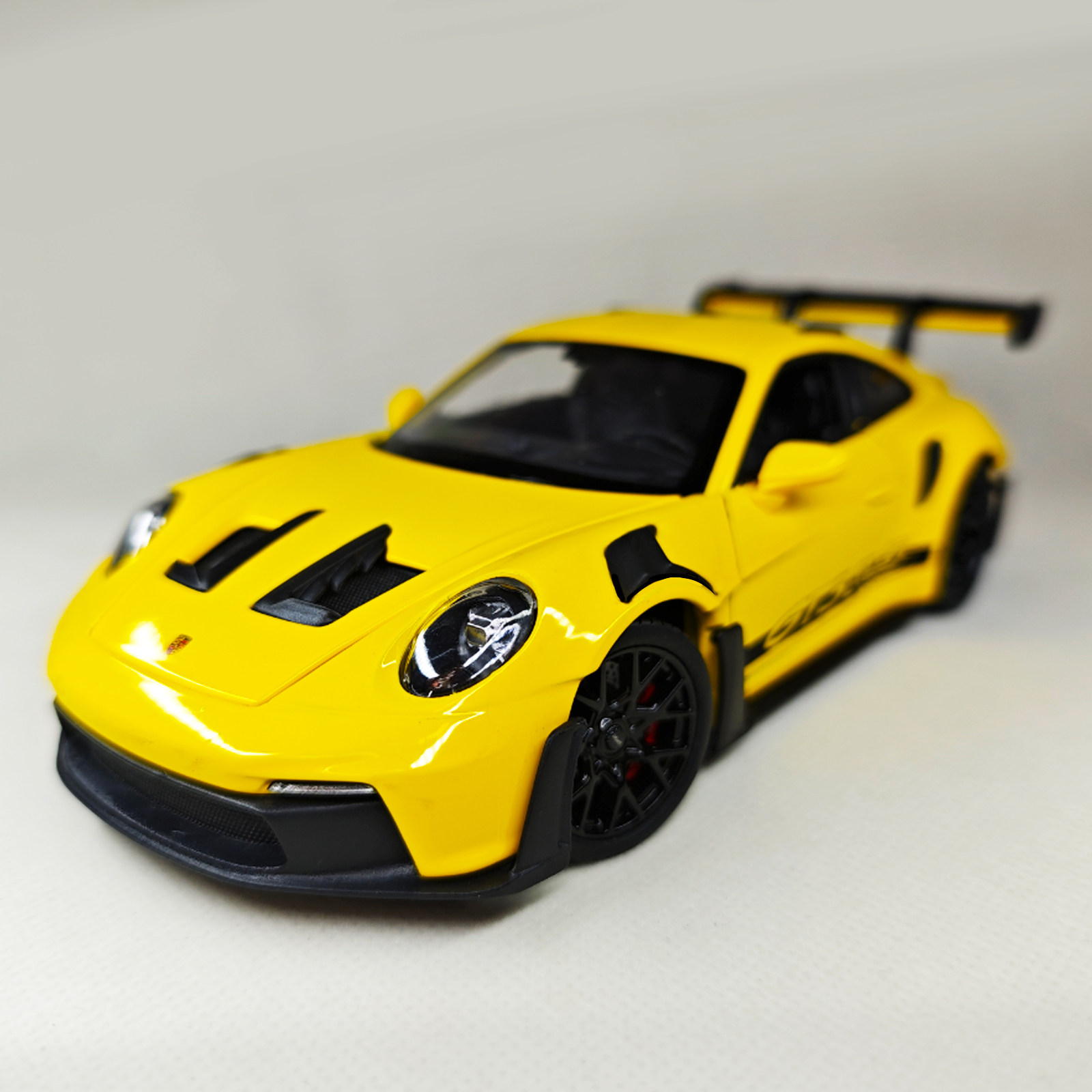 威利保时捷911GT3RS车模图片