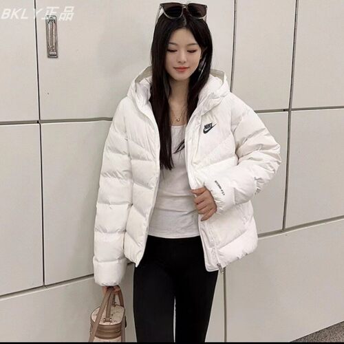 Nike耐克女子短款面包棉服外套
