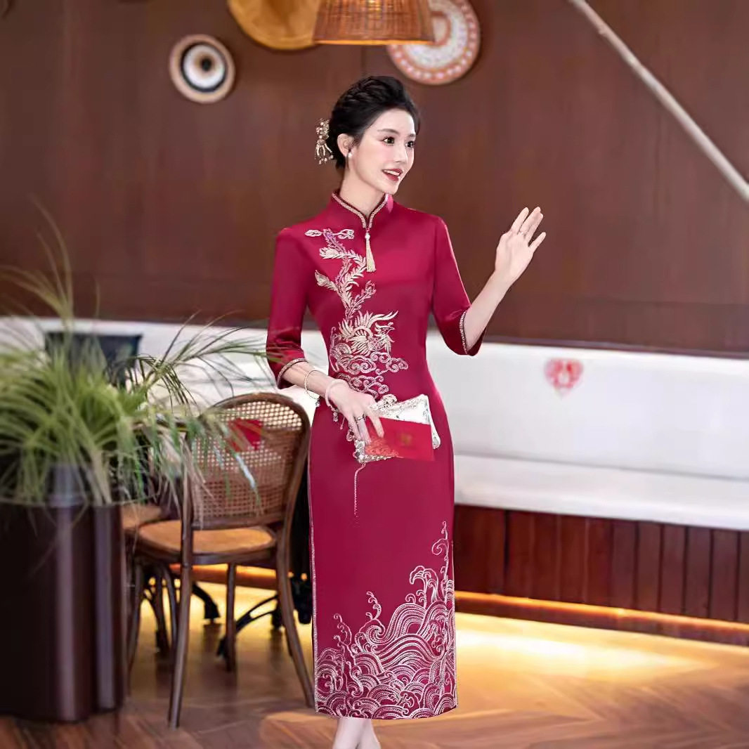 喜婆婆婚宴装2024新款女夏季结婚礼服妈妈喜服旗袍年轻连衣裙