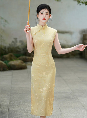 黄色高考送考无袖国风长款改良旗袍2025新款年轻款女新中式复古