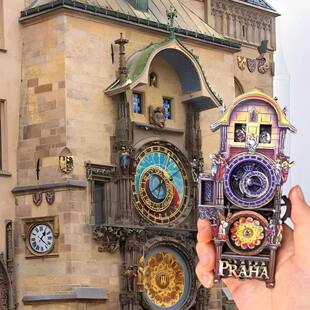 布拉格广场天文钟齿轮转动冰箱贴摆件木雕纪念品储物柜家具装饰