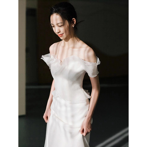 梵娜仙衣法式一字肩超仙轻婚纱新娘高级感简约白色出门纱订婚礼服