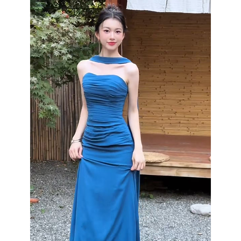 新娘晨拍小众礼服蓝色高级感订婚新中式晨袍气质迎宾抹胸礼服裙