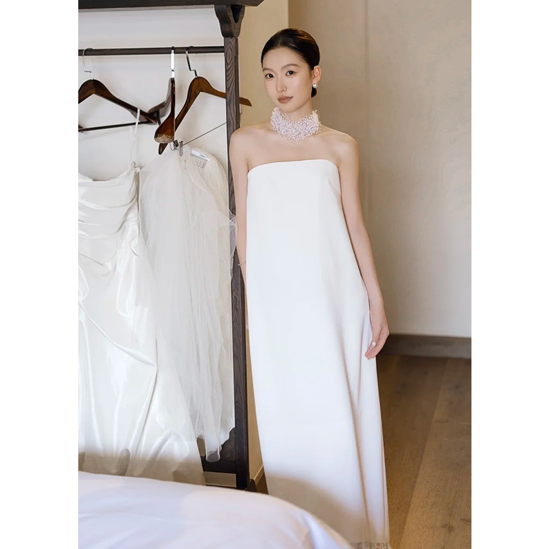 法式轻奢高级感抹胸晨袍女白色简约气质长裙新娘结婚敬酒服礼服裙
