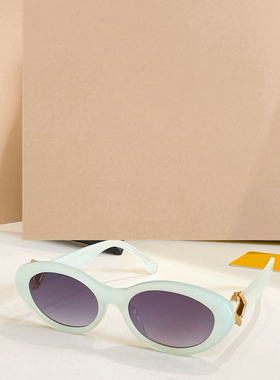 时尚新款太阳眼镜高品质高质感百搭遮阳潮大气40150U小框板材
