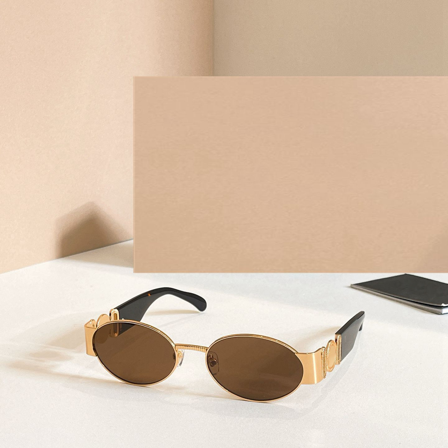 时尚新款太阳眼镜高品质高质感百搭遮阳大气2299小框金属