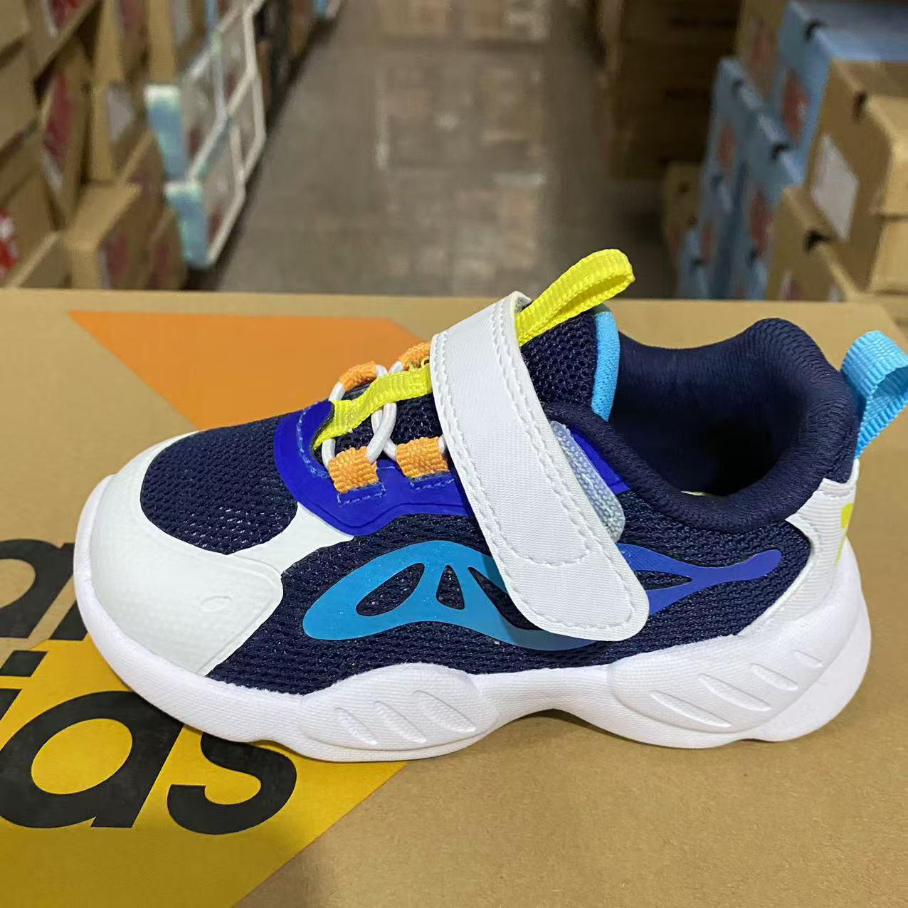 安踏儿童正品夏季休闲网面透气魔术贴女小童运动健康鞋312320003