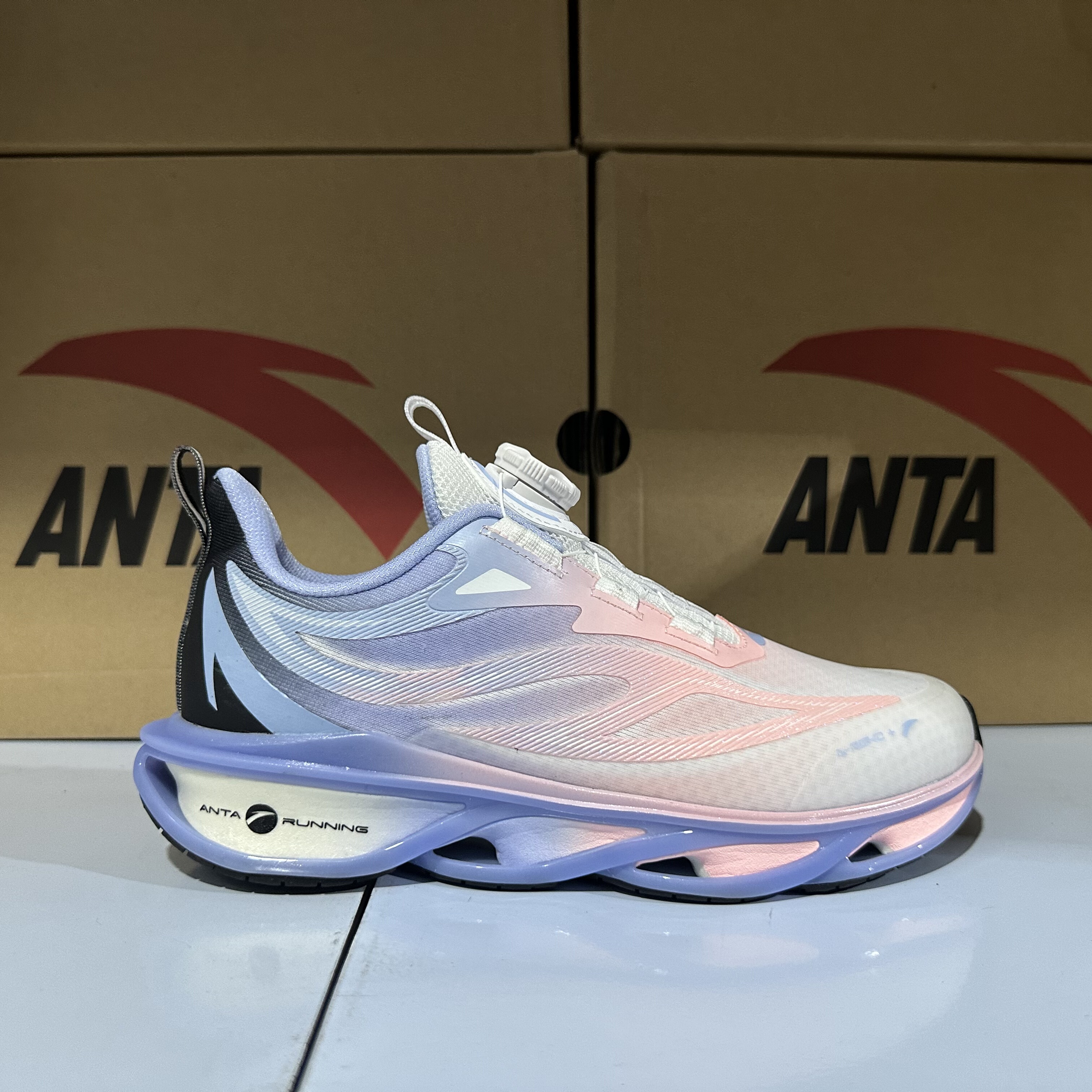 安踏儿童2025春新款舒适防滑耐磨中大童犟弹旋钮运动鞋322415502,运动鞋new,运动休闲鞋,淘宝优惠券,粉丝福利购,淘宝优惠卷