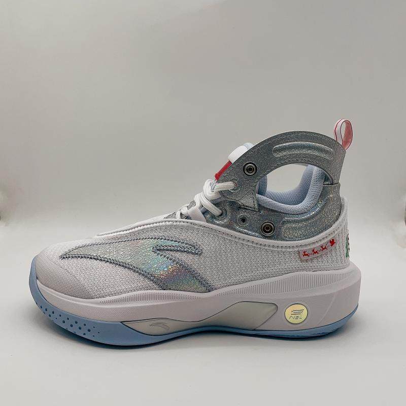 安踏儿童篮球鞋KT汤普森系列KT8