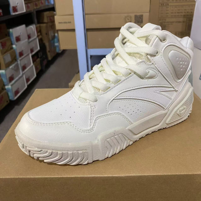 安踏烈焰丨高帮板鞋女鞋秋冬厚底增高防水休闲运动鞋子122238090R