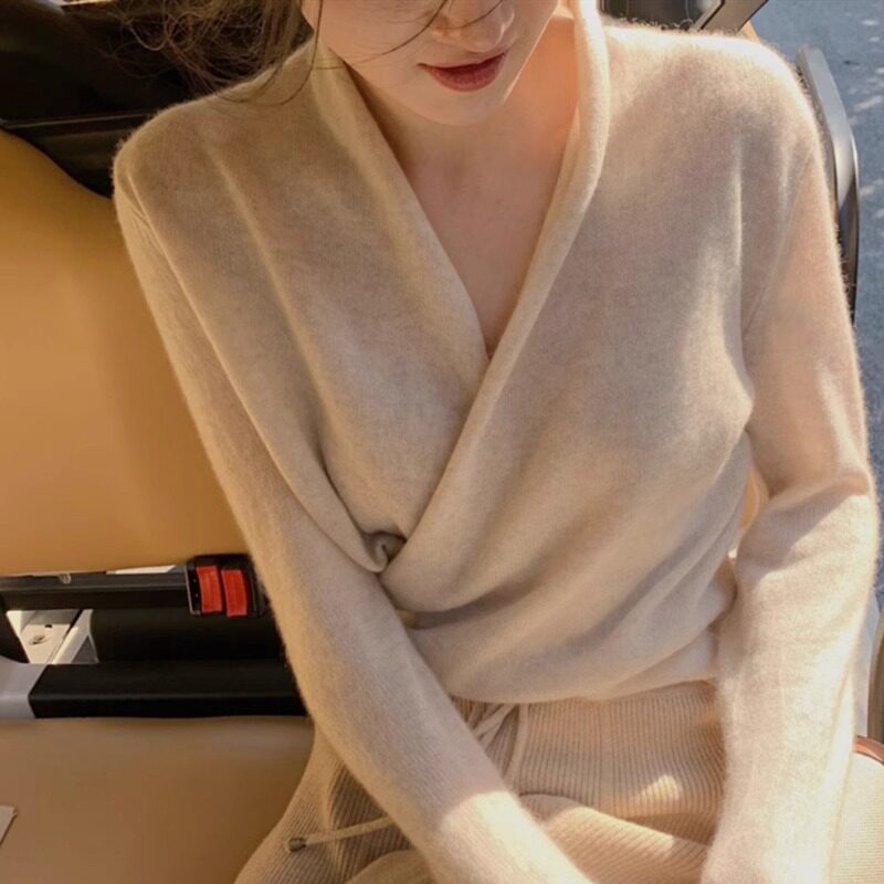 2026秋冬软糯!山羊绒衫女交叉V领时尚休闲高端纯色针织打底毛衣