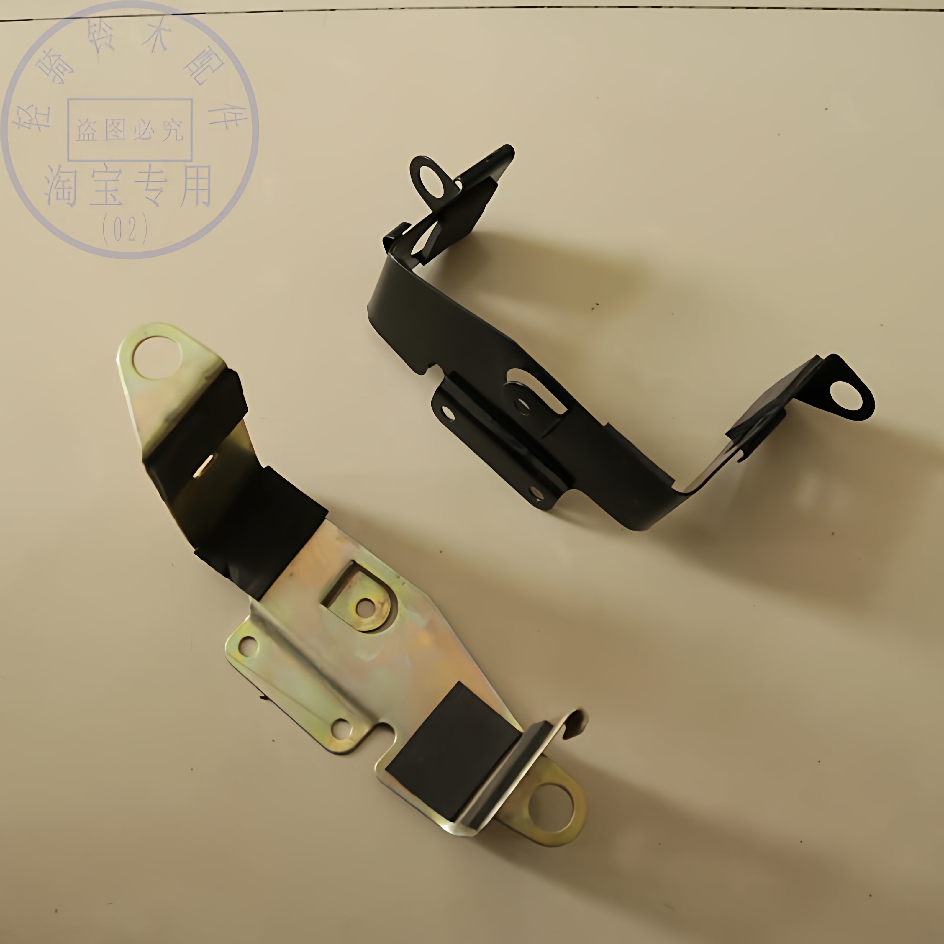 适用铃木王GS125骏威GSX125电池支架QS125-3AL风飚GM125E电瓶托架