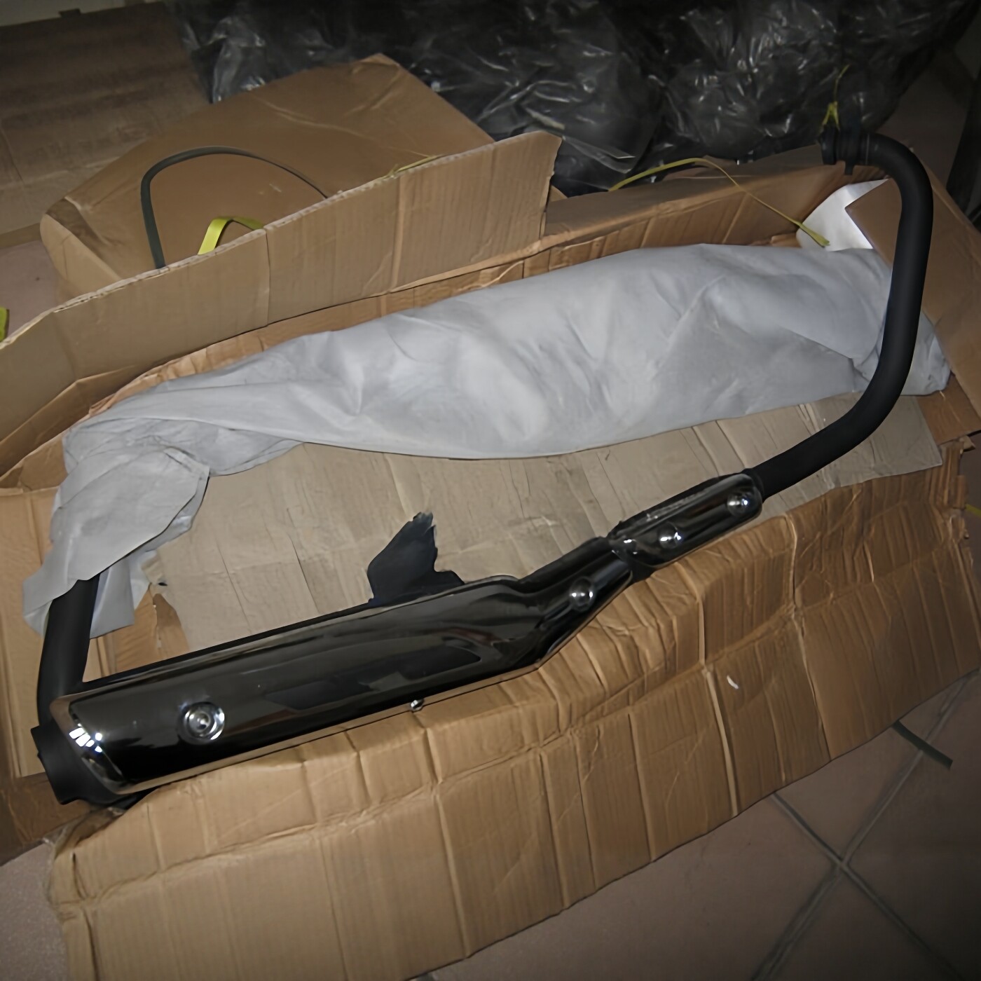 适用铃木GT125X消声器黑色消音器国三骏驰QS125-5ABEFG排气管