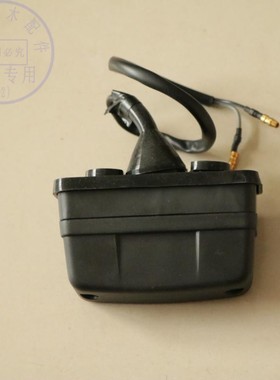 适用铃木极客飒GSX155FN后牌照灯酷道GL150照明灯警示后尾灯总成