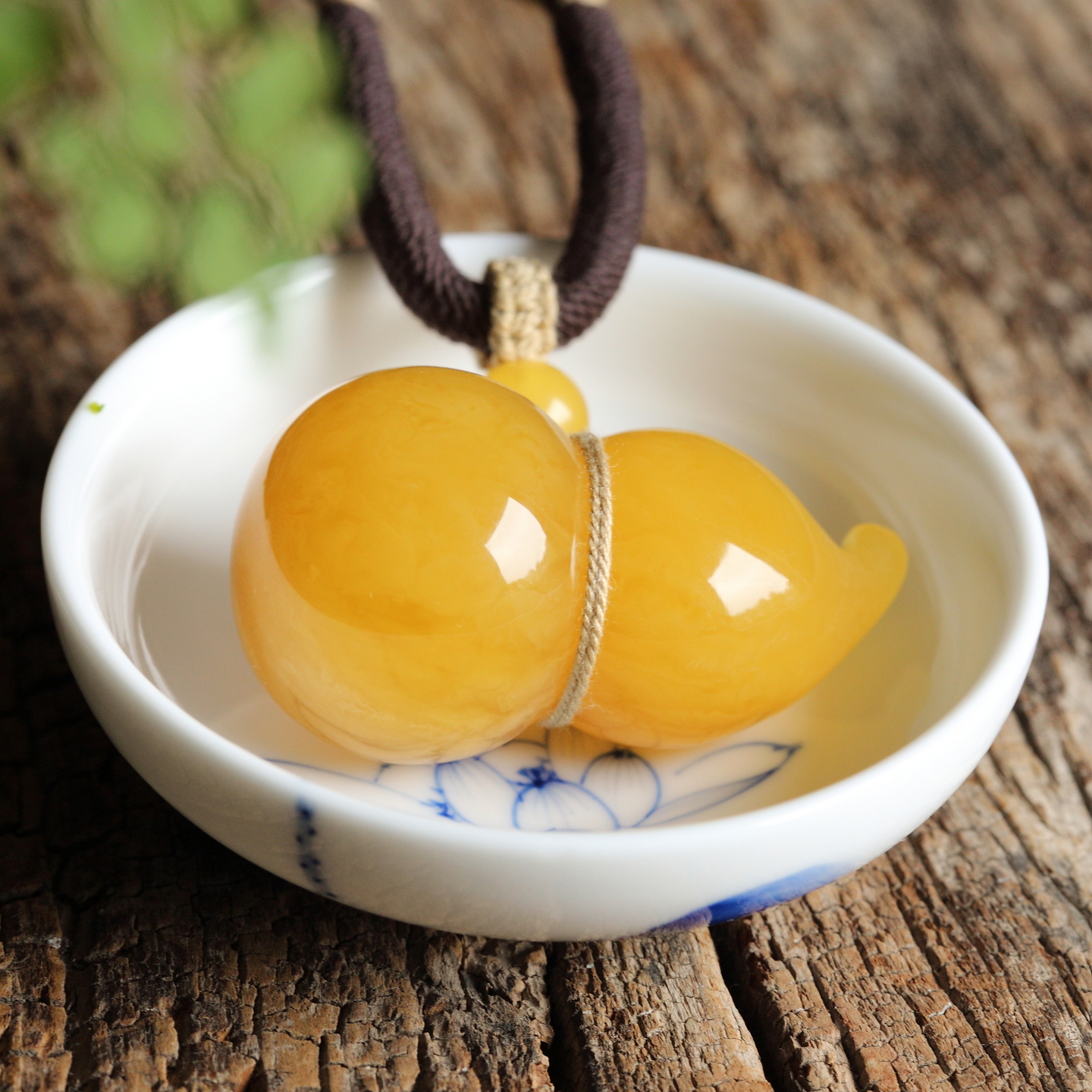 上石清灵天然琥珀蜜蜡吊坠立体葫芦毛衣链项链车挂包挂原矿男女