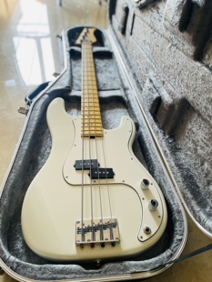 已售 原SDK菊地嘉幸 日产Three PB4贝斯 再创业品牌 Dots三点