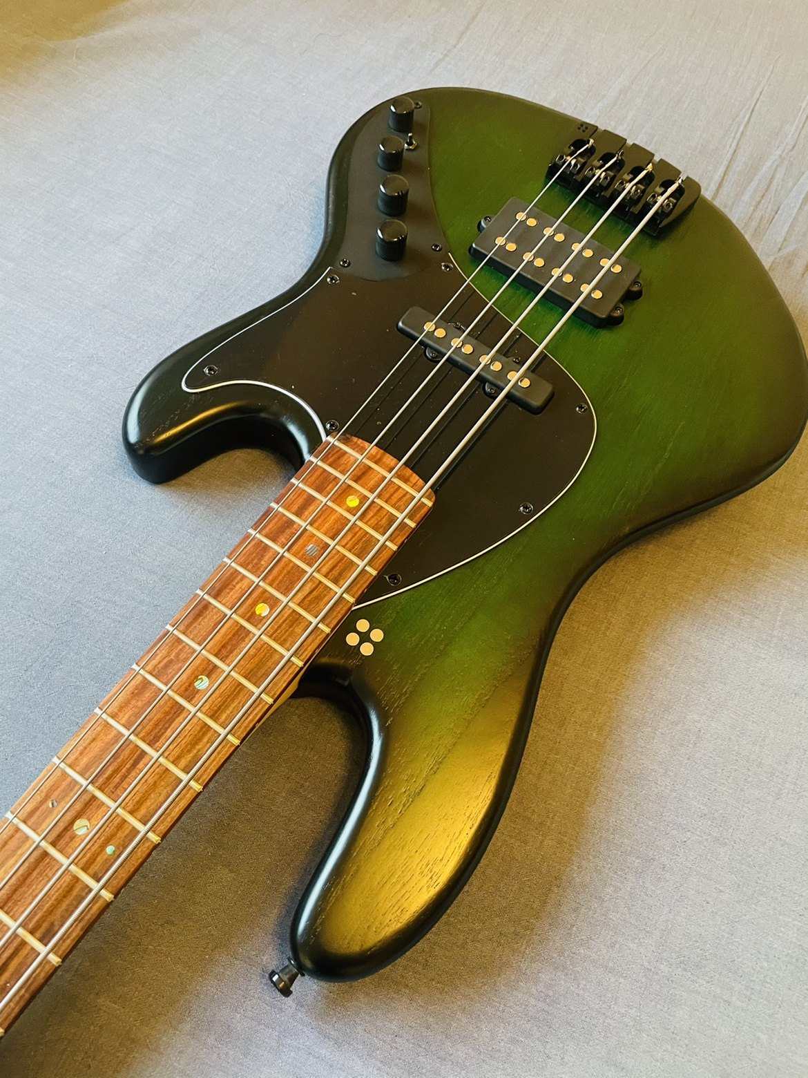 【已售 可定制】sandberg california sl tm4 超轻款贝斯 绿色