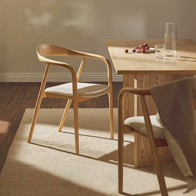 北欧全实木餐椅家用餐厅现代简约