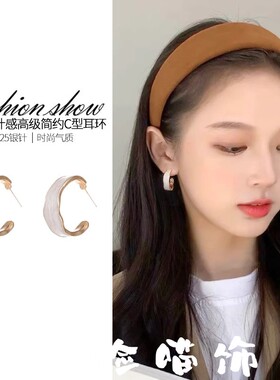 925银针双C白色滴釉耳环复古港风气质轻奢时尚冷淡风网红新款耳饰