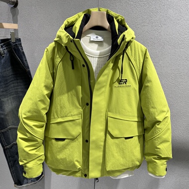 男士工装连帽羽绒服2025冬季新款青年流行休闲短款90白鸭绒外套男