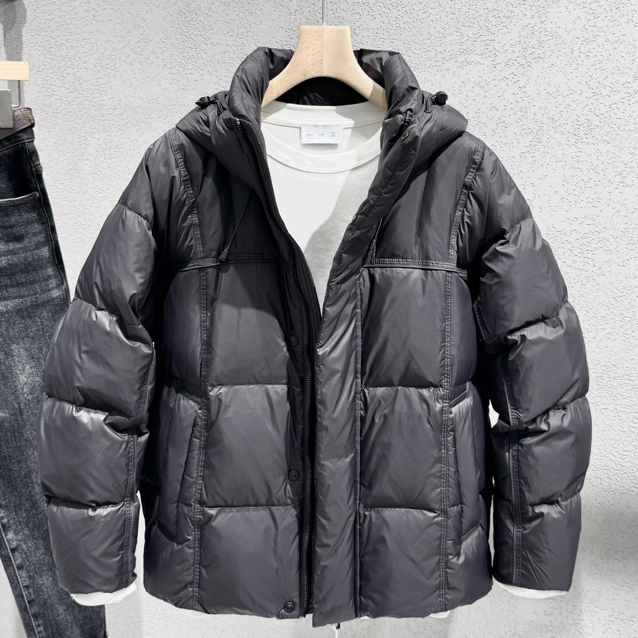 男士连帽羽绒服2025冬季新款青年流行保暖短款90白鸭绒长袖外套男