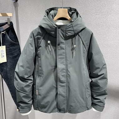 男士90白鸭绒连帽羽绒服2025冬季新款青年流行保暖短款冲锋衣男