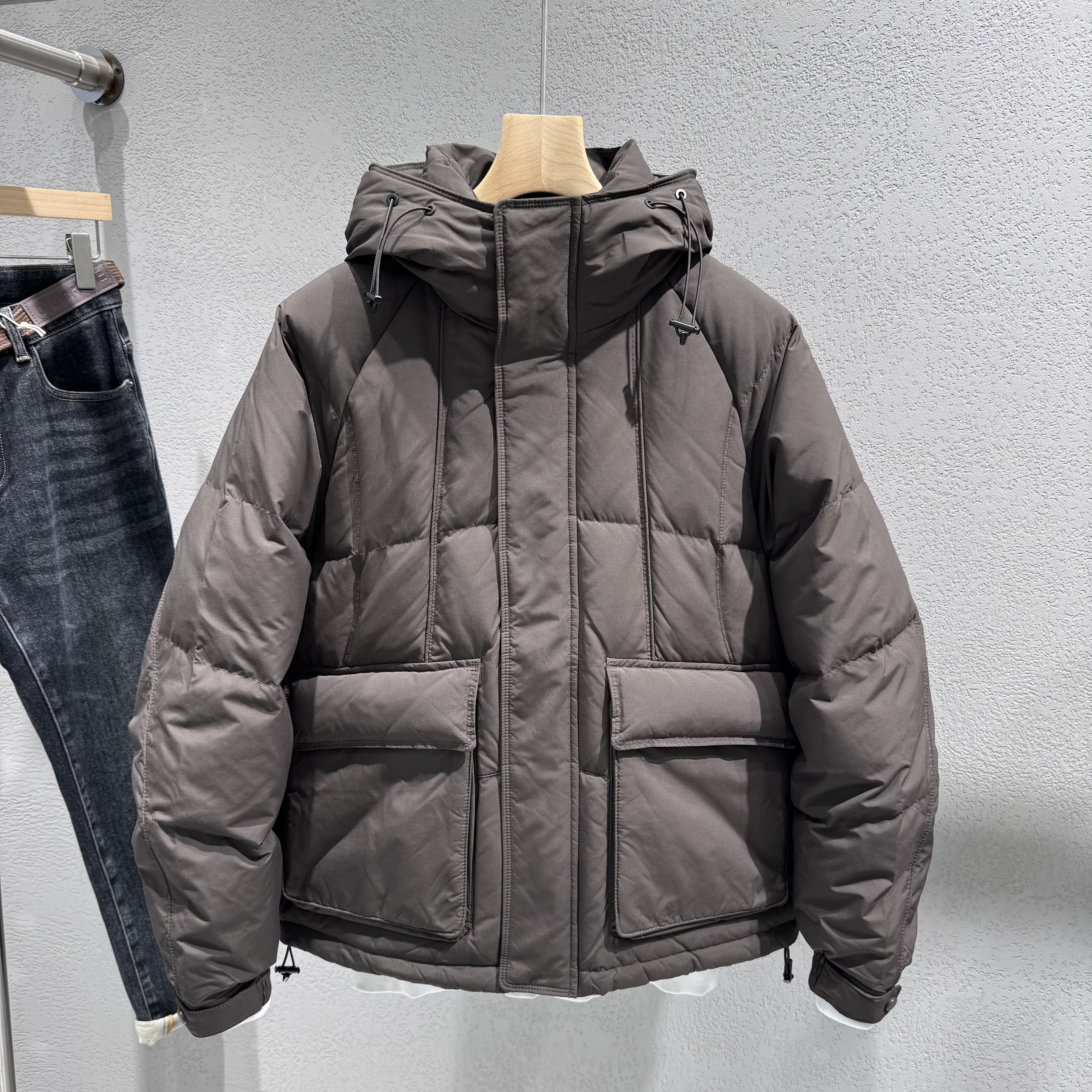 男士连帽羽绒服2025冬季新款青年流行韩版保暖修身90白鸭绒外套男