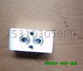 康明斯柴油发动机KTA19燃油管路联接 支架接头207442