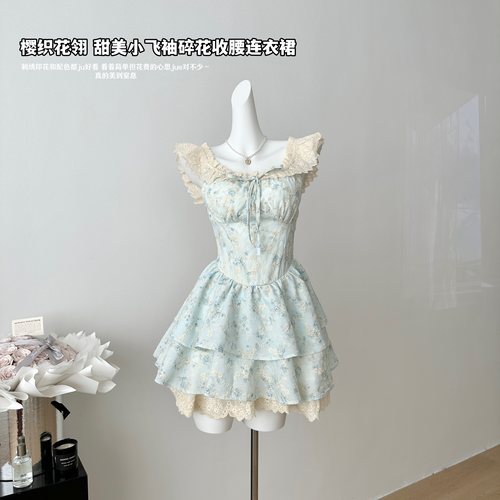 法系碎花连衣裙棉质拼接蕾丝花边