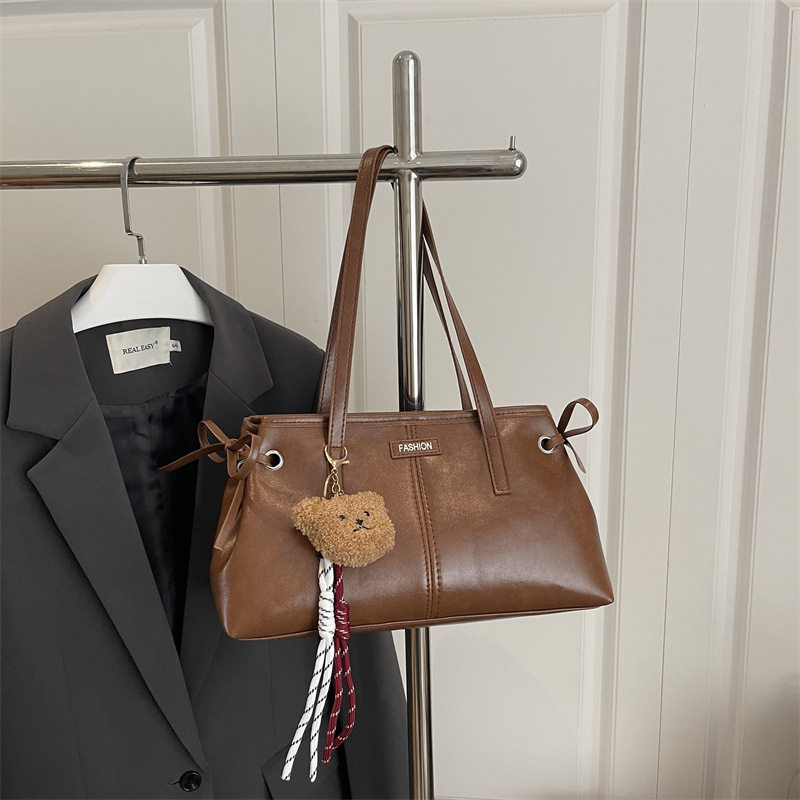 2026秋冬季手提包包女日韩新款时尚女包百搭通勤单肩腋下包托特包