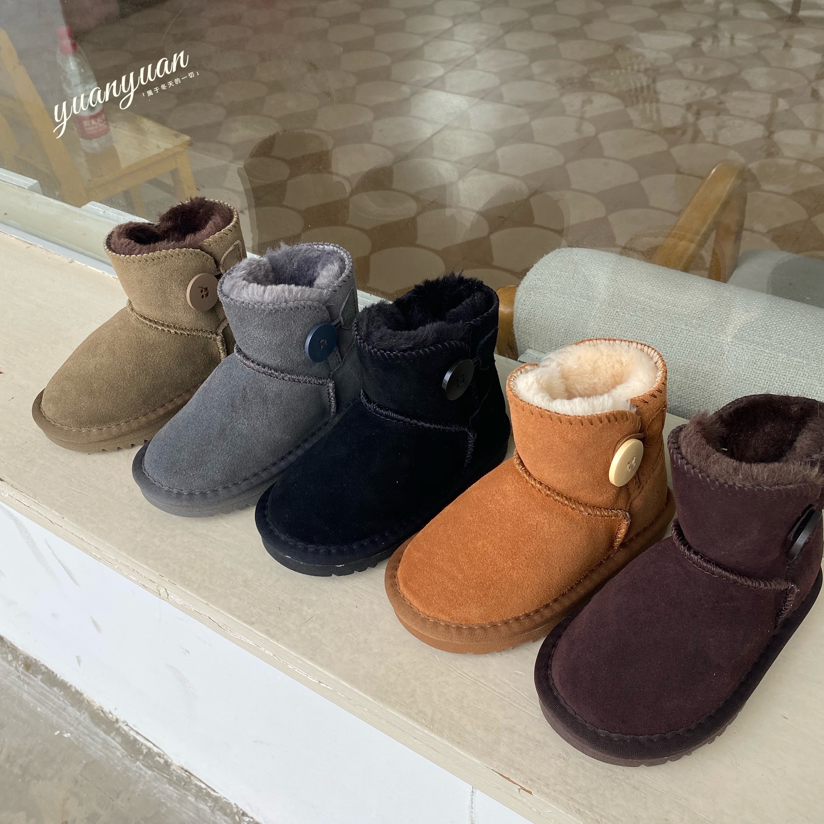 儿童雪地靴2025冬季新款韩版男女童加绒短靴宝宝磨砂真皮防滑棉鞋