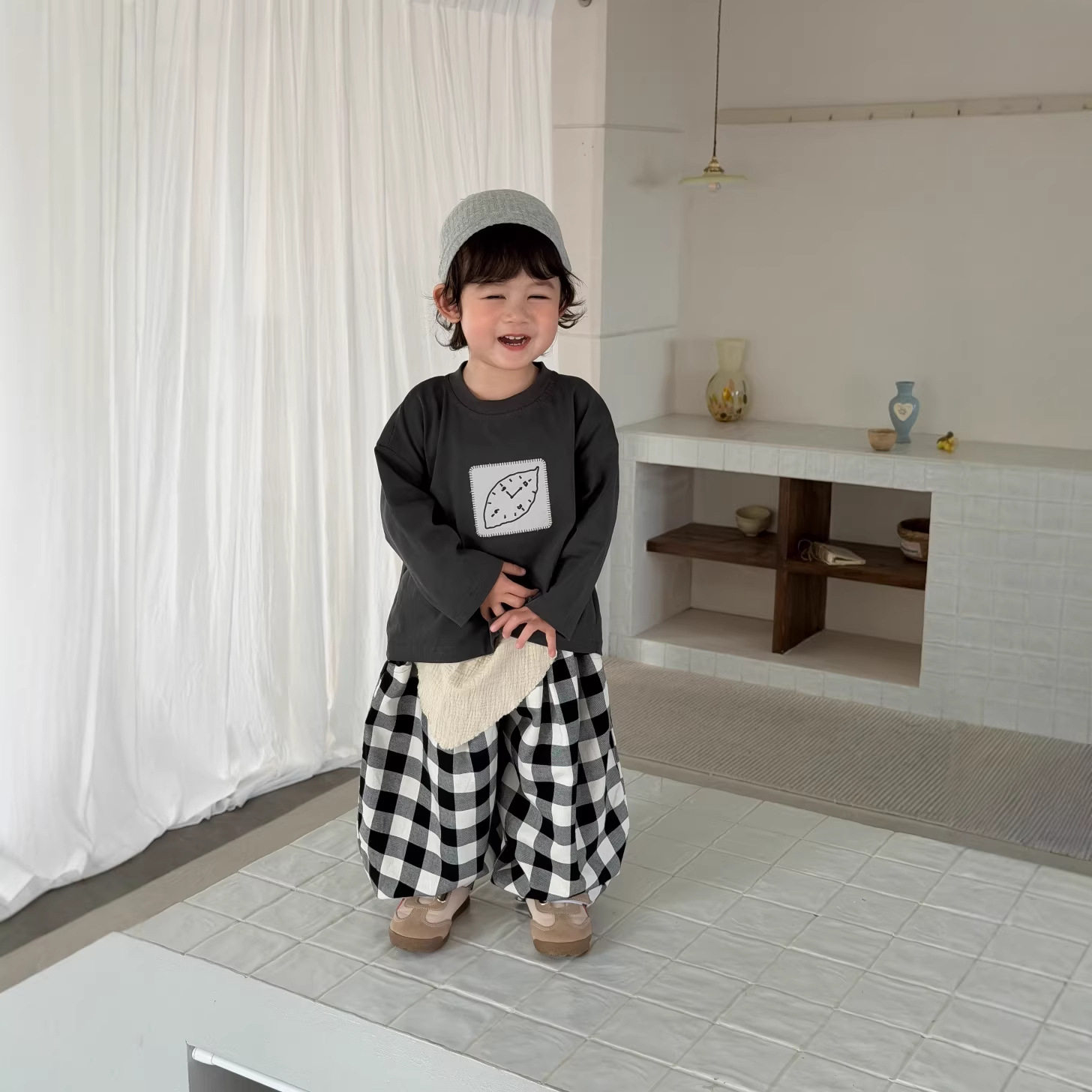 宝宝衣服春季套装超韩洋气男宝长袖T恤春款休闲百搭格纹裤外出服