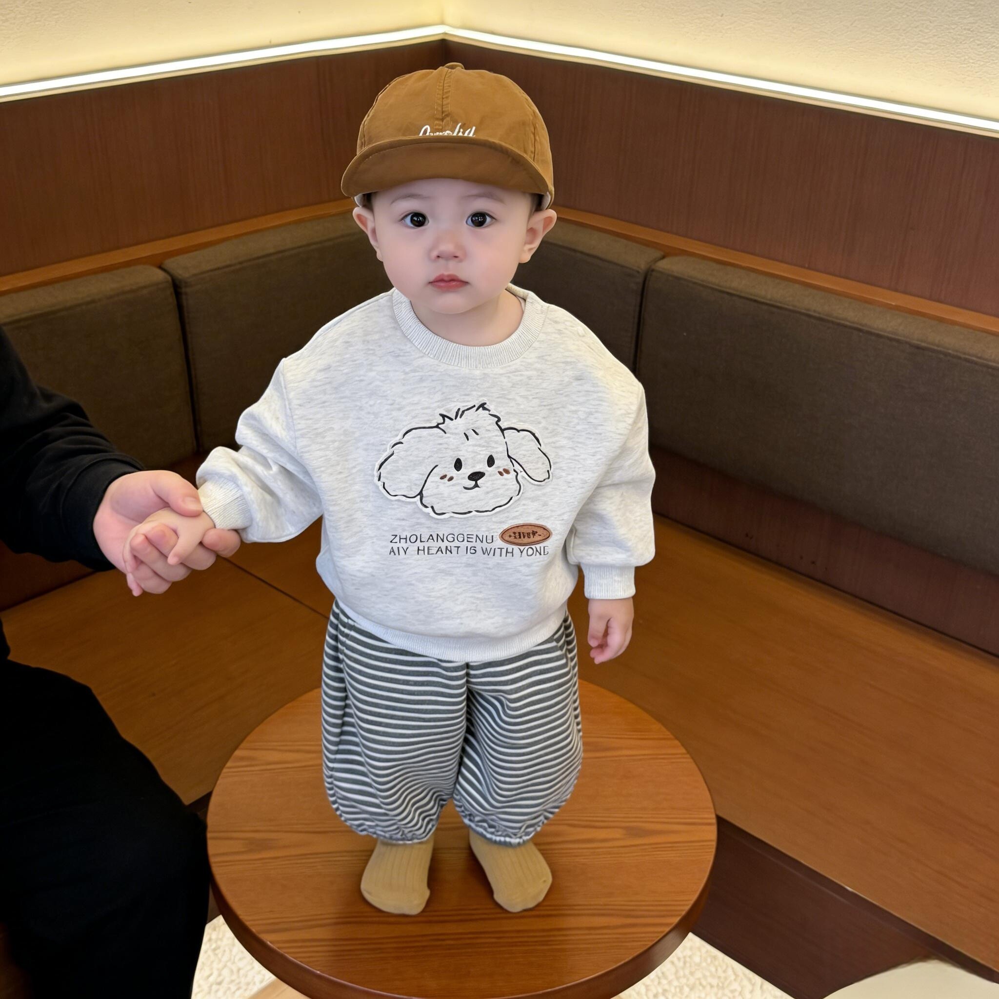 婴儿衣服春装男宝宝套装新款洋气一岁婴幼儿分体春秋季外出两件套